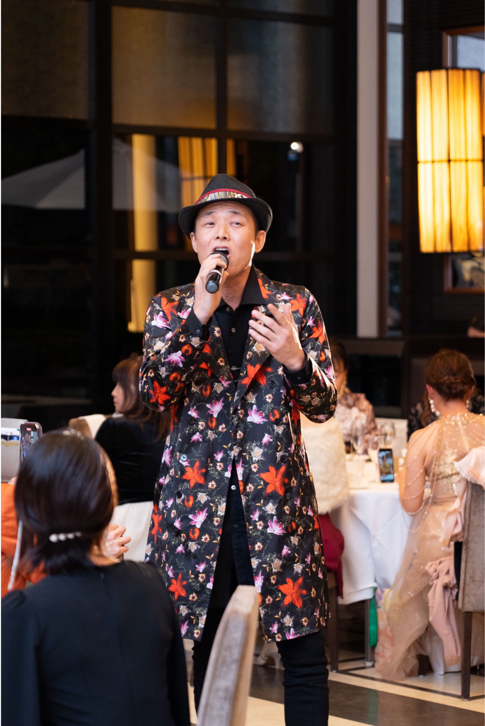 オープニング歌謡ショー